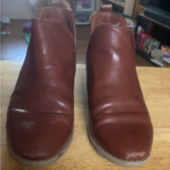 Universal Thread Chestnut Ankle Booties - Picture 1 of 6